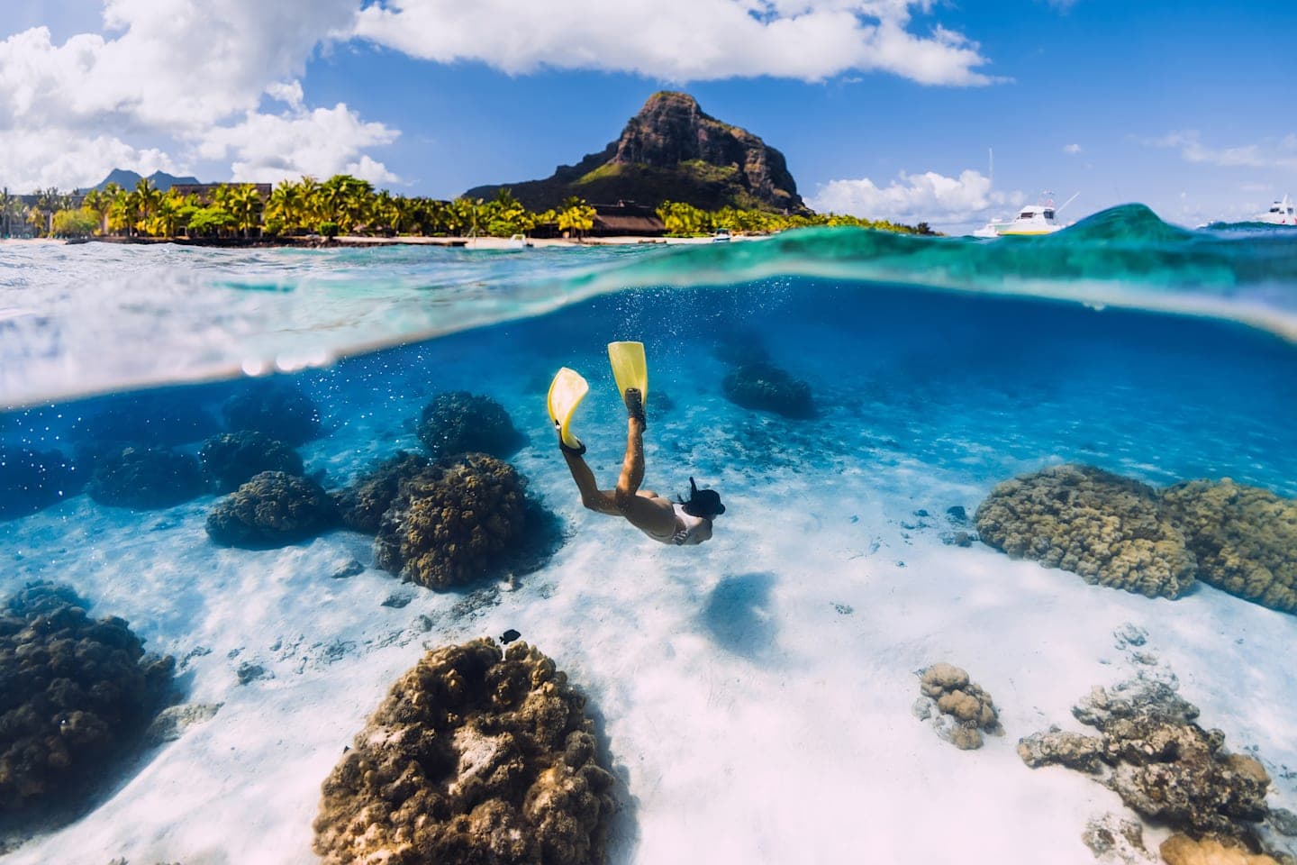 Full-day catamaran tour to Mauritius' northern islands thumbnail