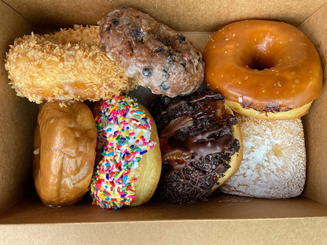 Doughnut tour in historic Boston thumbnail